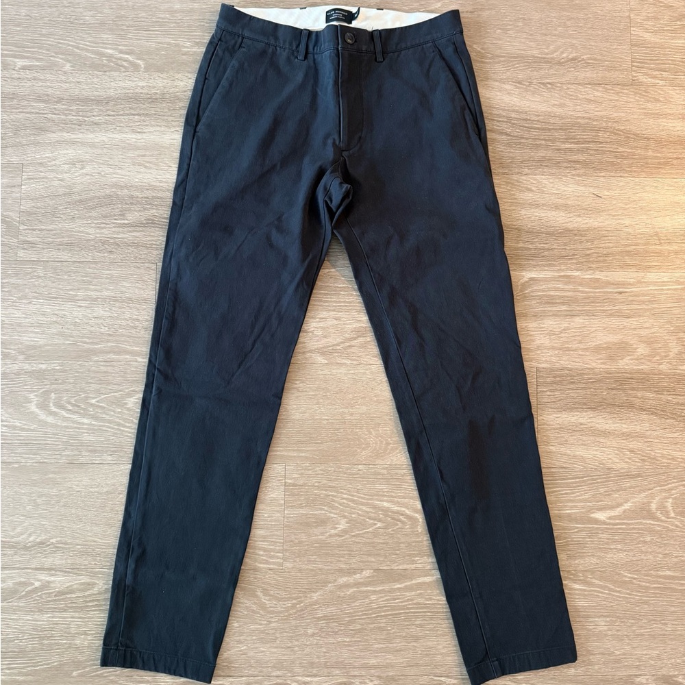 Club Monaco Slim Fit Chinos